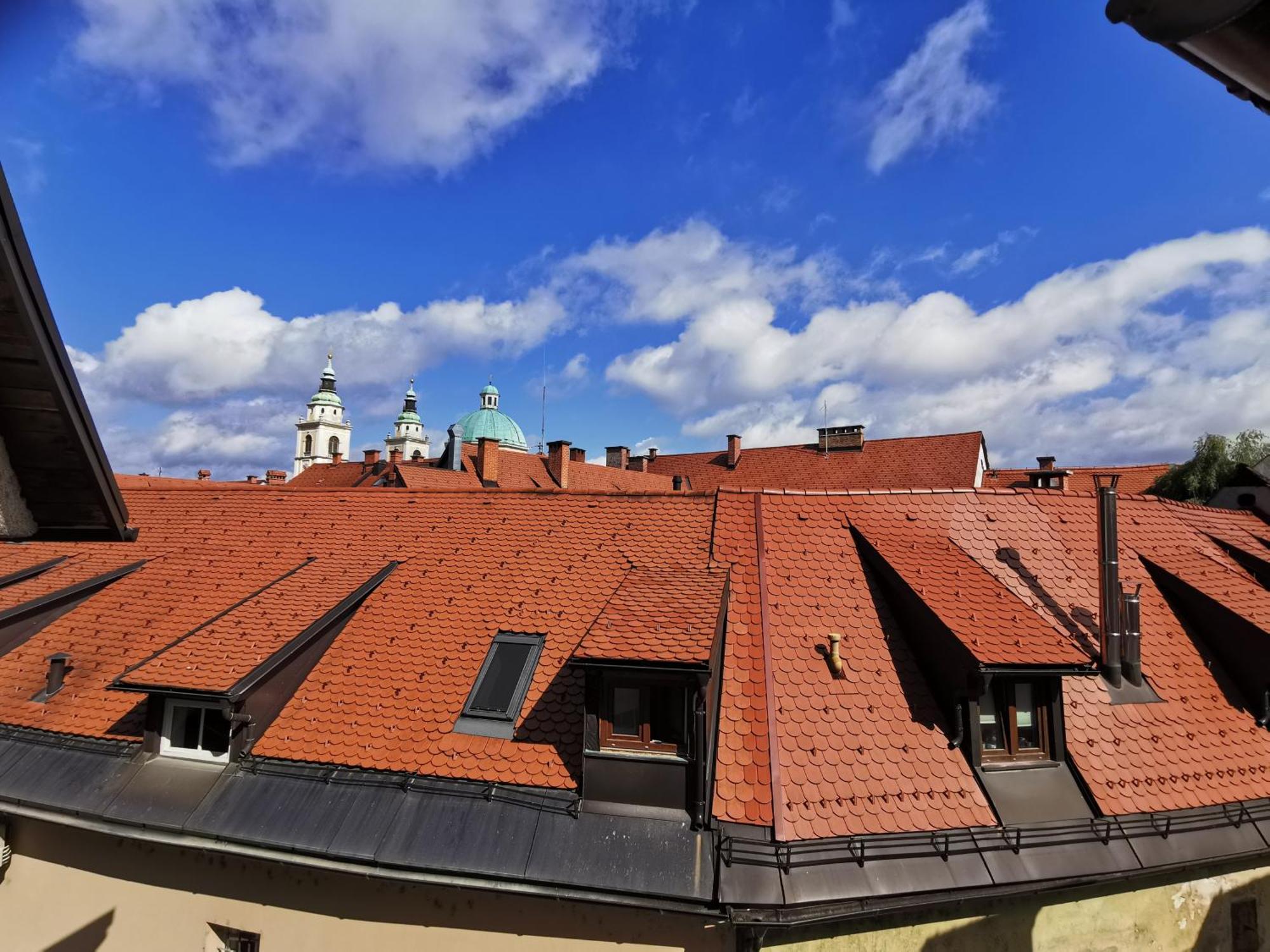 Under The Castle Apartment Laibach